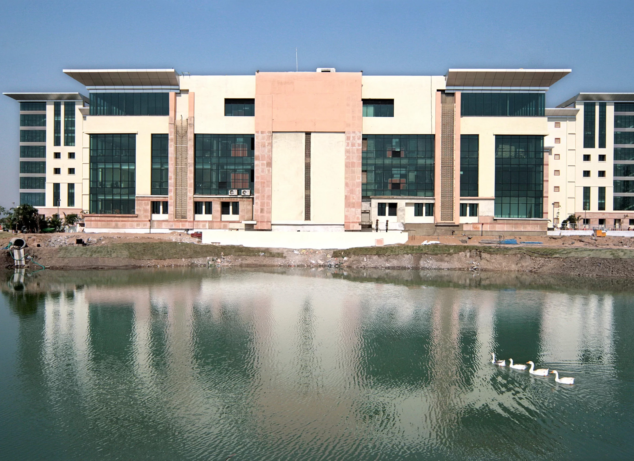 L&T KNOWLEDGE CITY